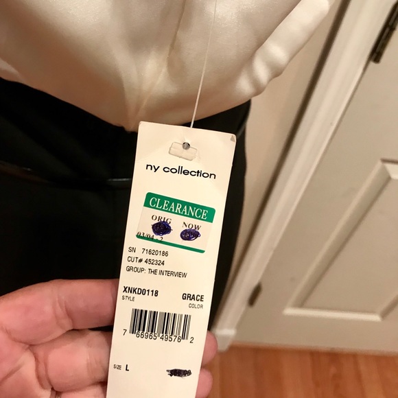 NWT  ivory & black chic belted  dress - Picture 6 of 6